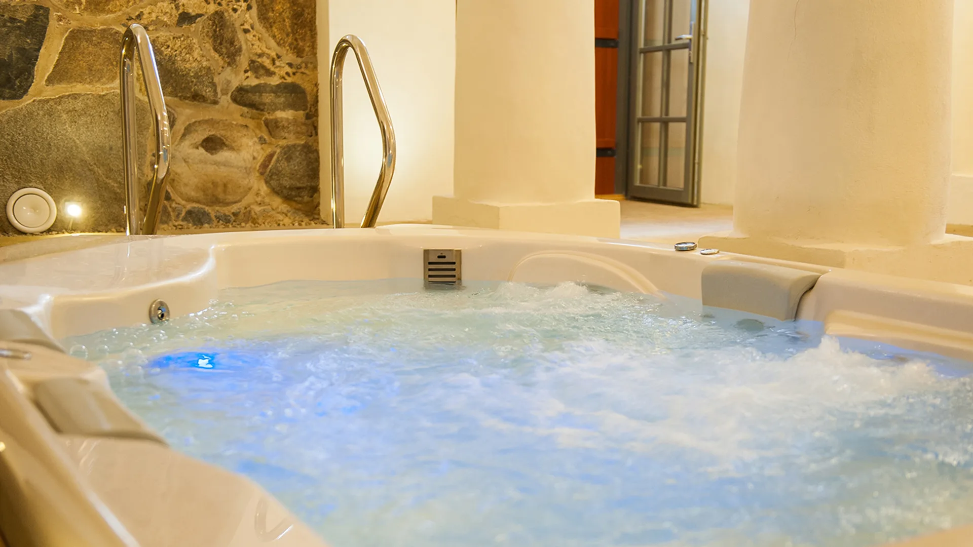 06.13 | SPA pasiūlymas